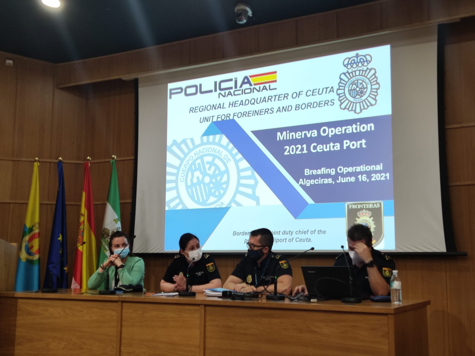 Primer breafing operativo de la JO MINERVA 21, que tuvo lugar en el Auditorio de la Autoridad Portuaria de la Bahía de Algeciras 